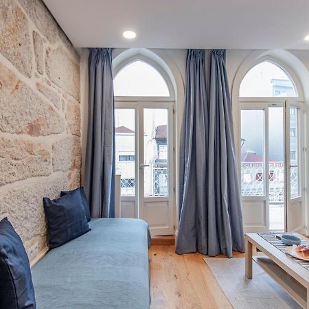 Sweet Studio Apartment W/ Big Balcony By Lovelystay Porto Bagian luar foto